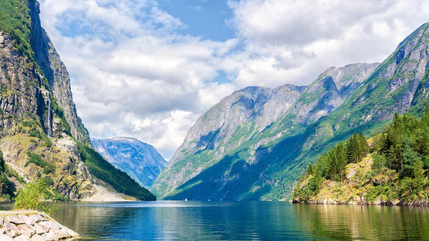 norwegen-fjord-nordfjord-bergen-g-1249998285.jpg