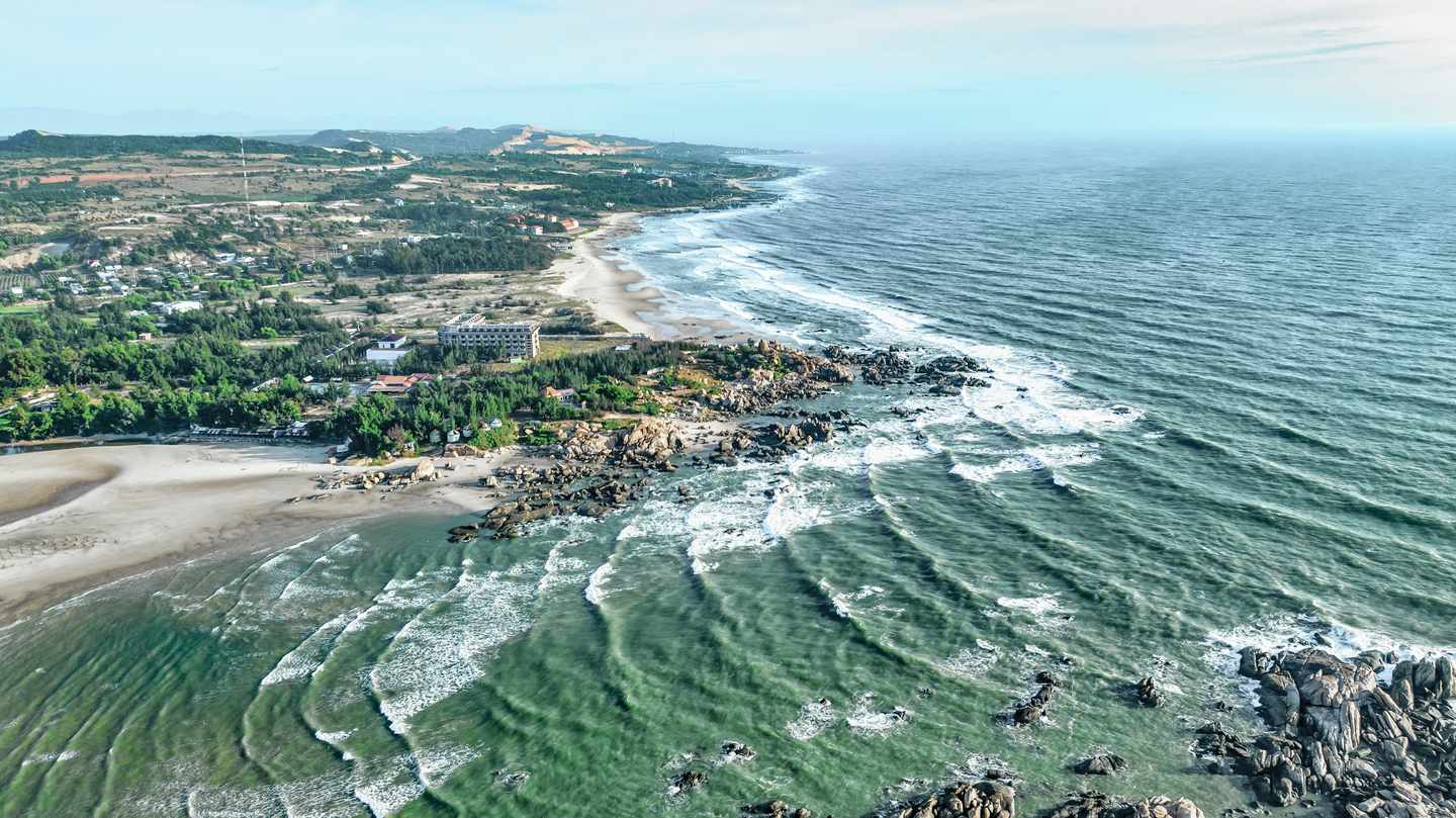 vietnam-mui-ne-bucht-luftaufnahme-g-1858700000_bearbeitet.jpg