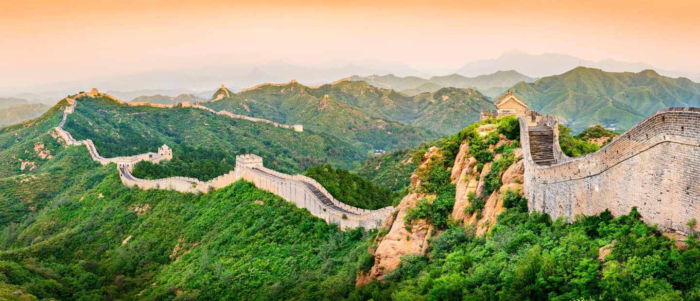 china-chinesische-mauer-t-497613370.jpg