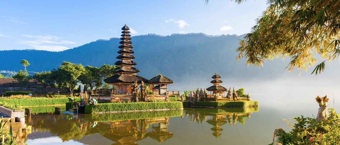 blt4977e8eca3030ed6-indonesien-bali-tempel-ulun-danu-bratan-g-518355150.jpg indonesien-bali-tempel-ulun-danu-bratan-g-518355150.jpg
