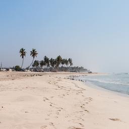 oman-salalah-al-haffa-strand-klein-g-1174039323.jpg