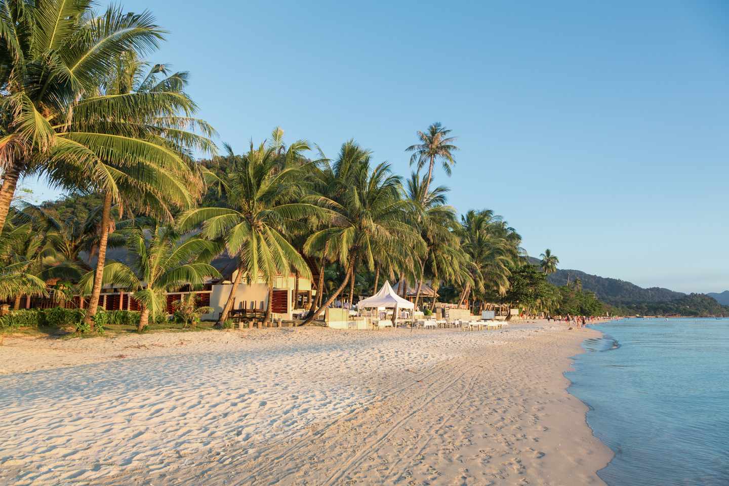 Weißer Sandstrand auf Koh Chang