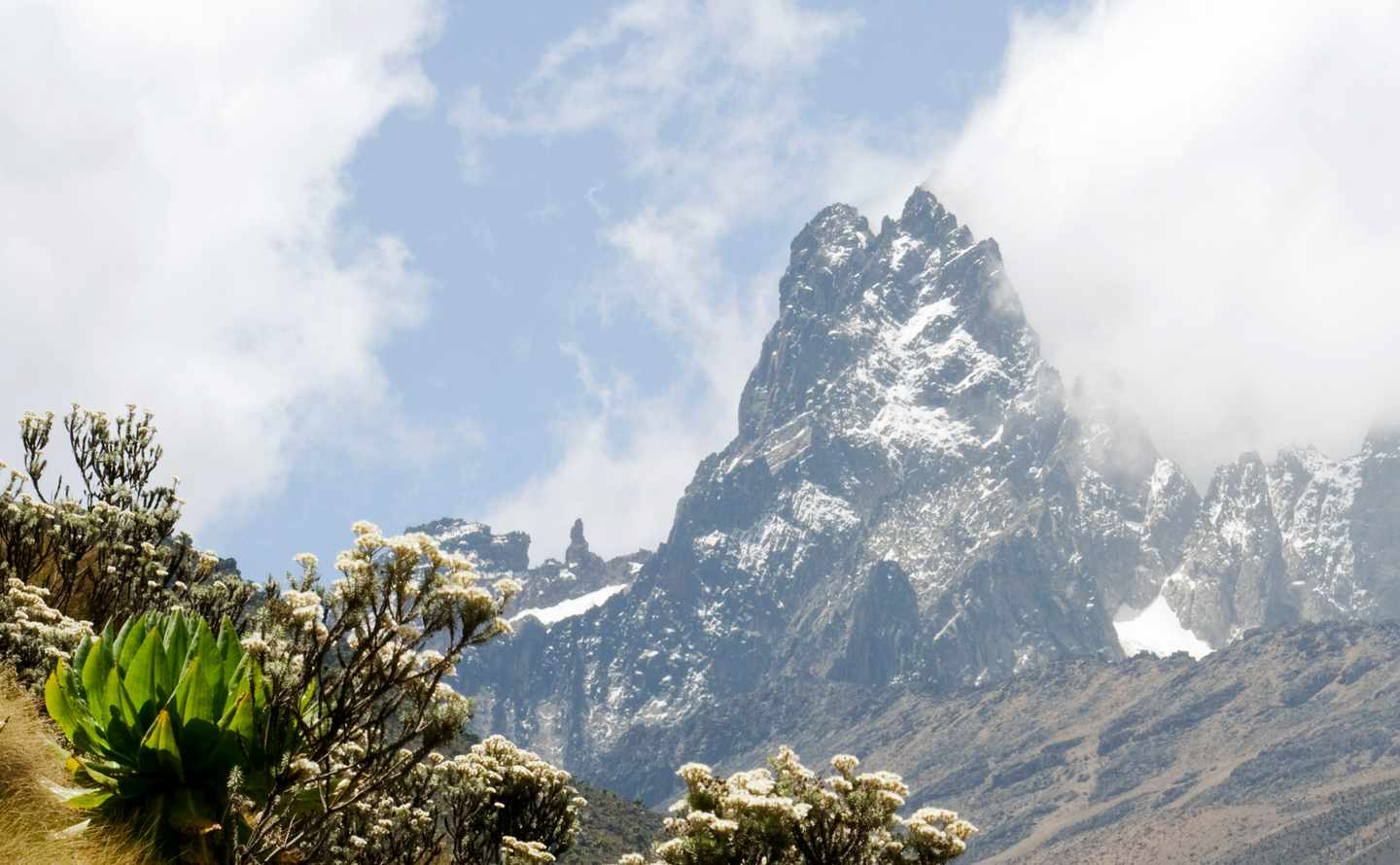 kenia-mount-kenya-g-174694011.jpg
