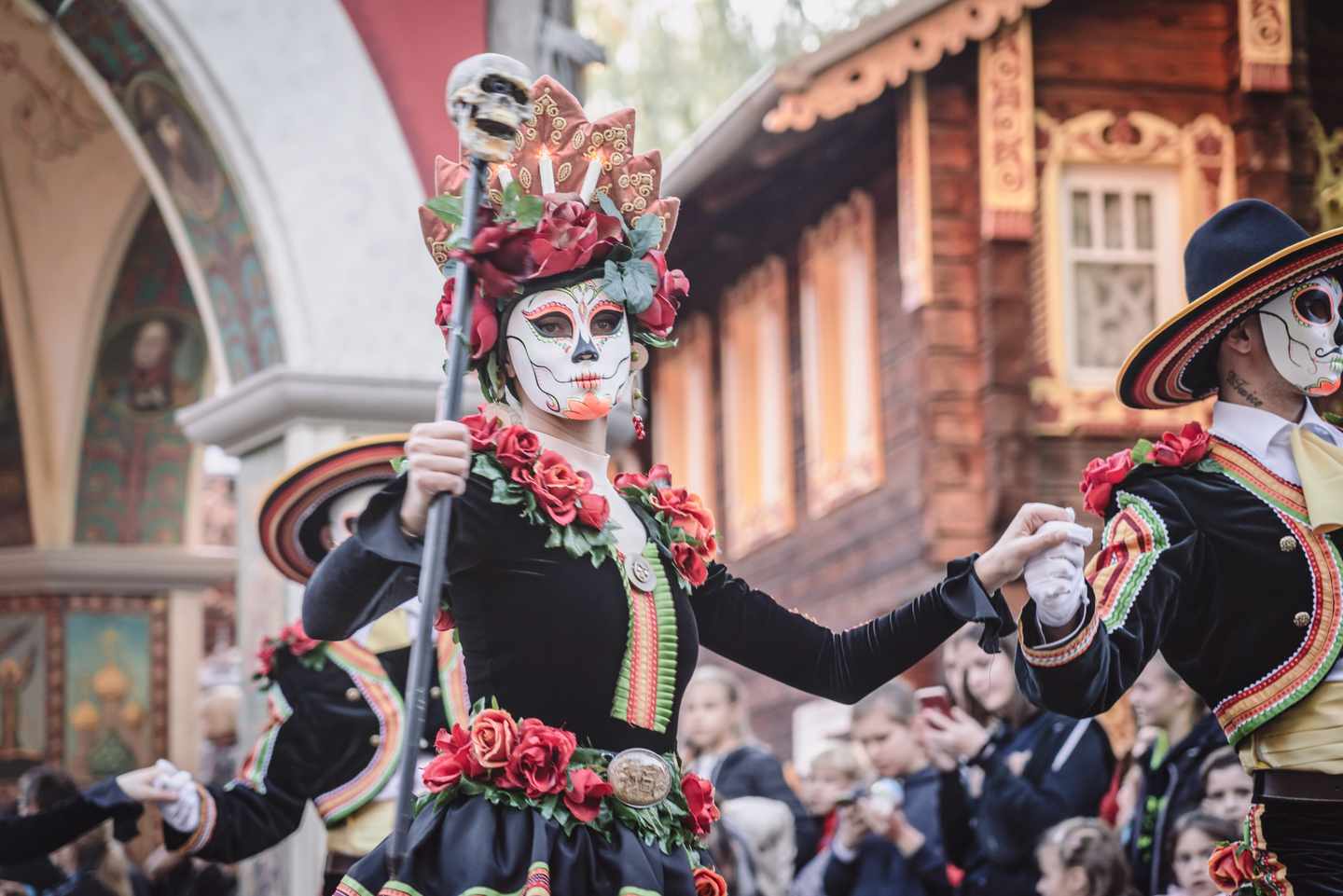 deutschland-baden-wuerttemberg-rust-pa-europa-park-halloween-parade-115408.jpeg