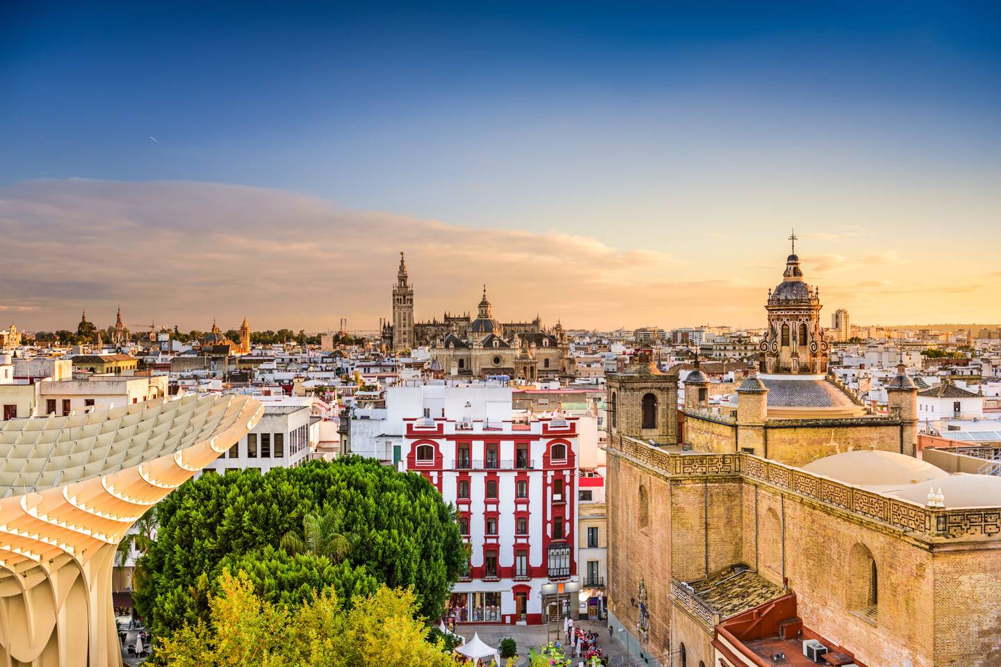 blt2dba8dad26159fb1-spanien-andalusien-sevilla-skyline-klein-g-477700738.jpg spanien-andalusien-sevilla-skyline-klein-g-477700738.jpg