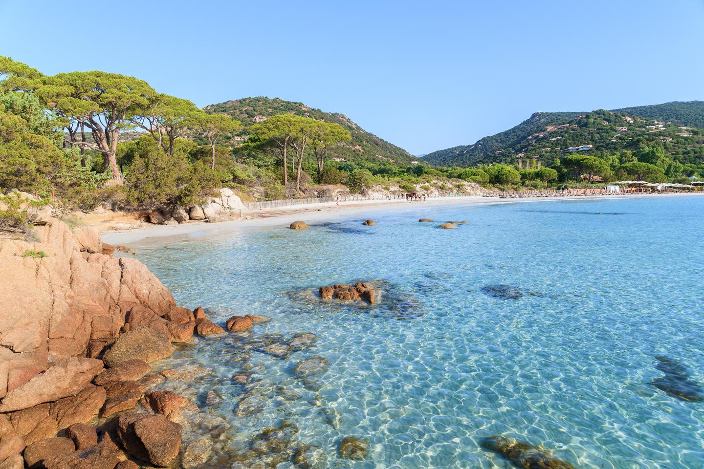 frankreich-korsika-wasser-palombaggia-strand-g-649070922.jpg