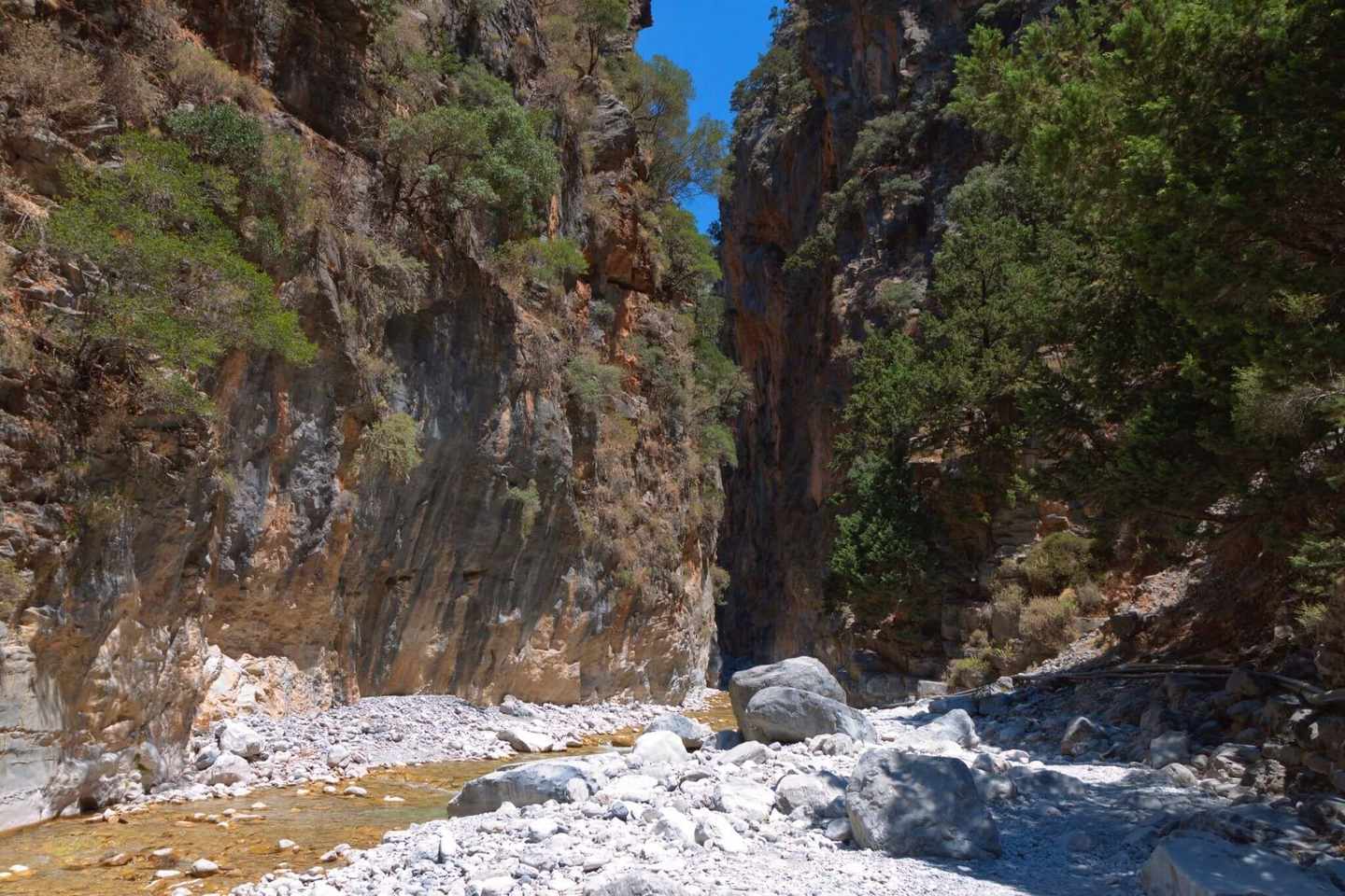 griechenland-kreta-samaria-schlucht-g-155909511.jpg