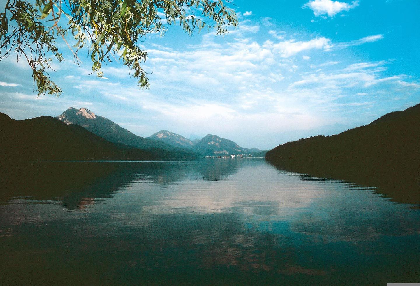 fuschlsee-salzburger-land-p-W17885_E-1808960.jpg