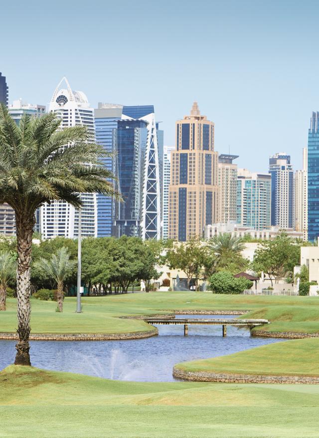 Golfreisen Dubai vae-dubai-golf-skyline-g-177306479.jpeg