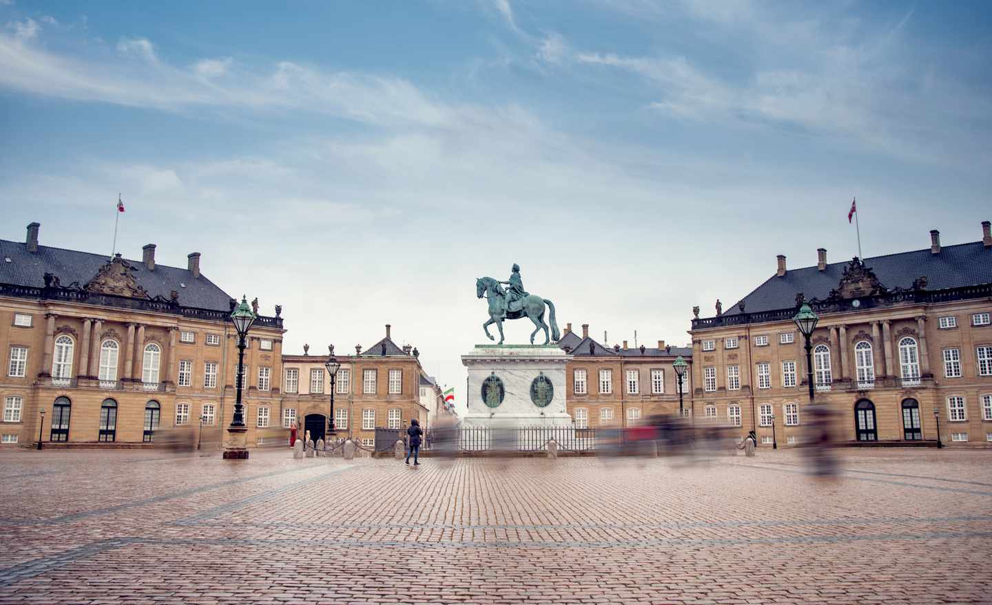 daenemark-kopenhagen-amalienborg-g-1027100166.jpg