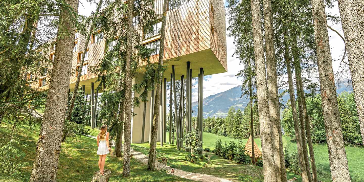 italien-suedtirol-st-andrae-my-arbor-hotel-baumhaus-waldrand-CMI-DER1450053.jpg
