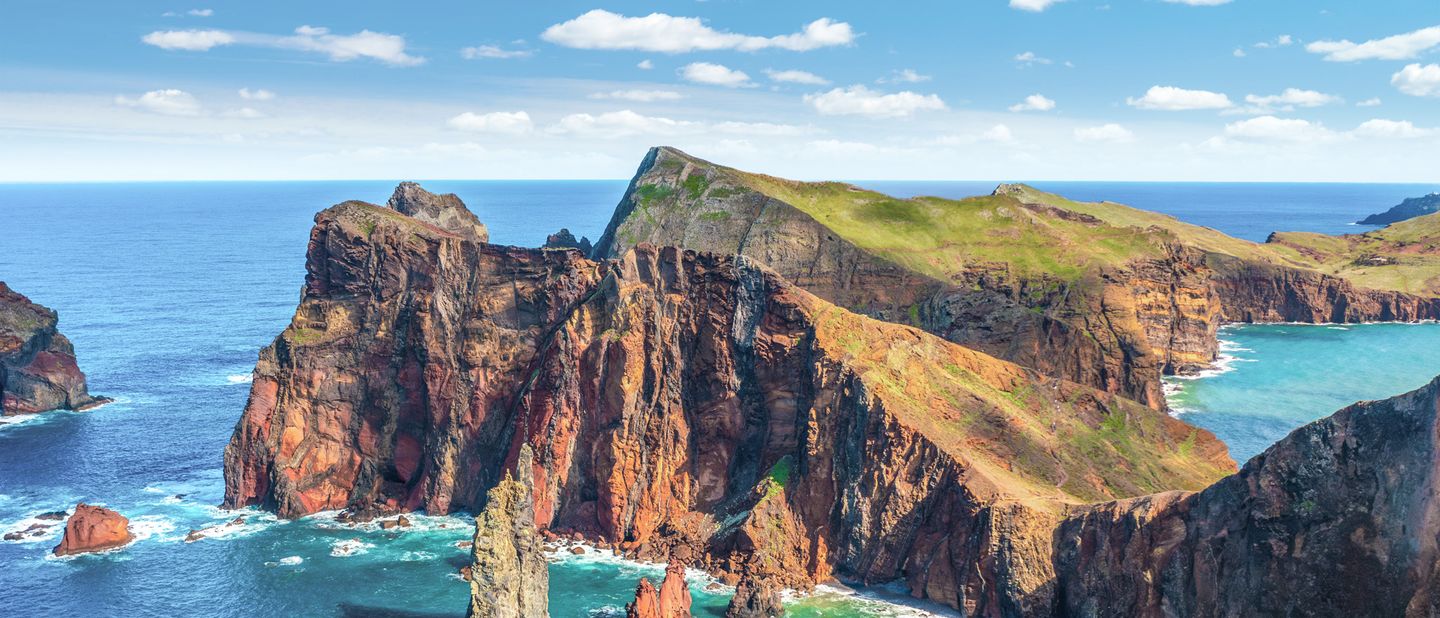 Blick auf die Steilküste von Ponta de Sao Lourenço auf Madeira