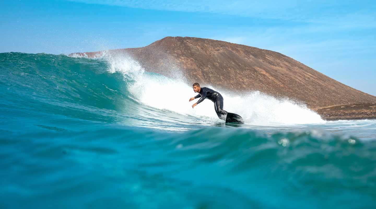 spanien-fuerteventura-surfer-g-1207570309.jpg