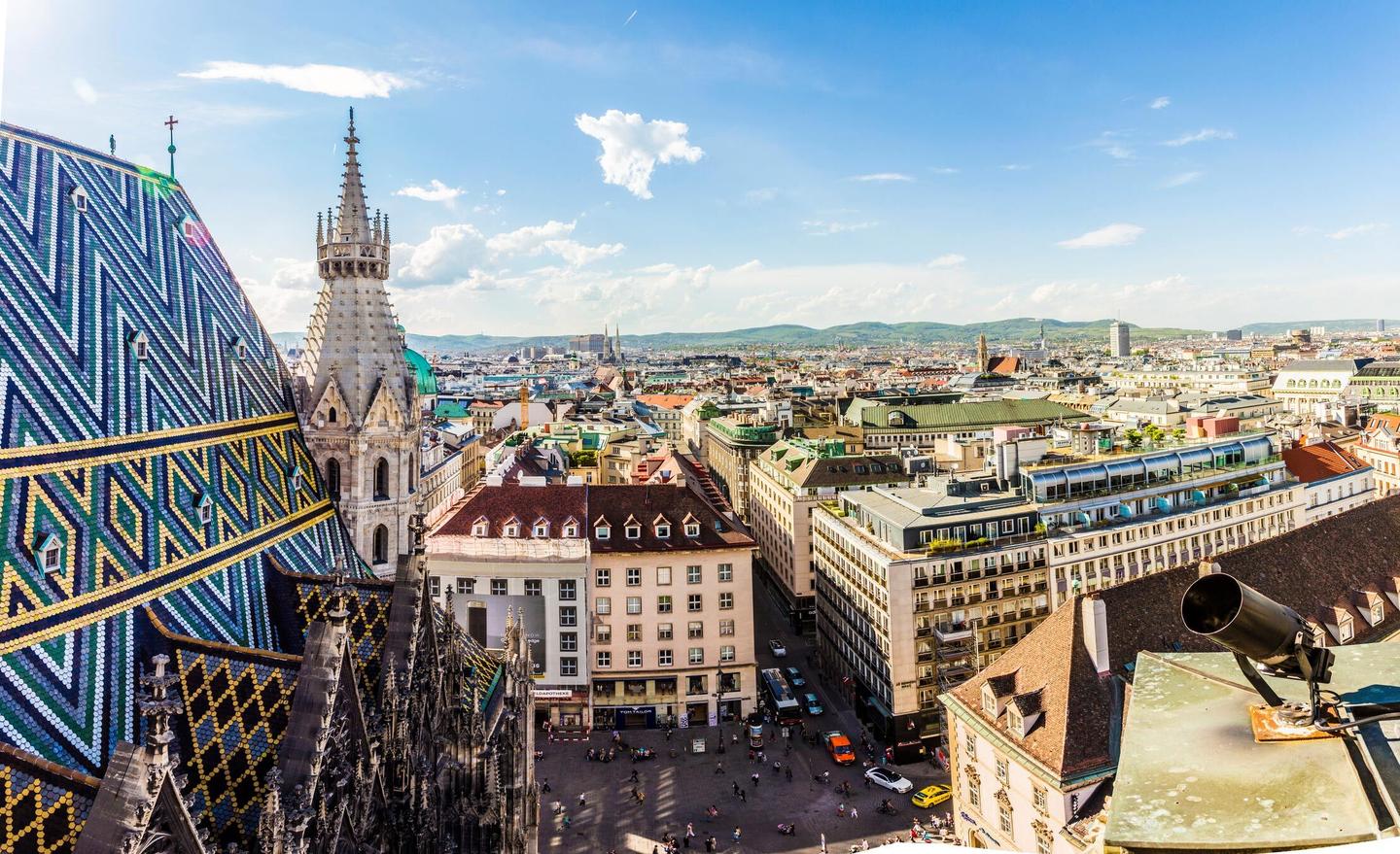 blt0f26a26c16e448dd-wien-blick-ueber-die-stadt-t-473272184.jpg wien-blick-ueber-die-stadt-t-473272184.jpg