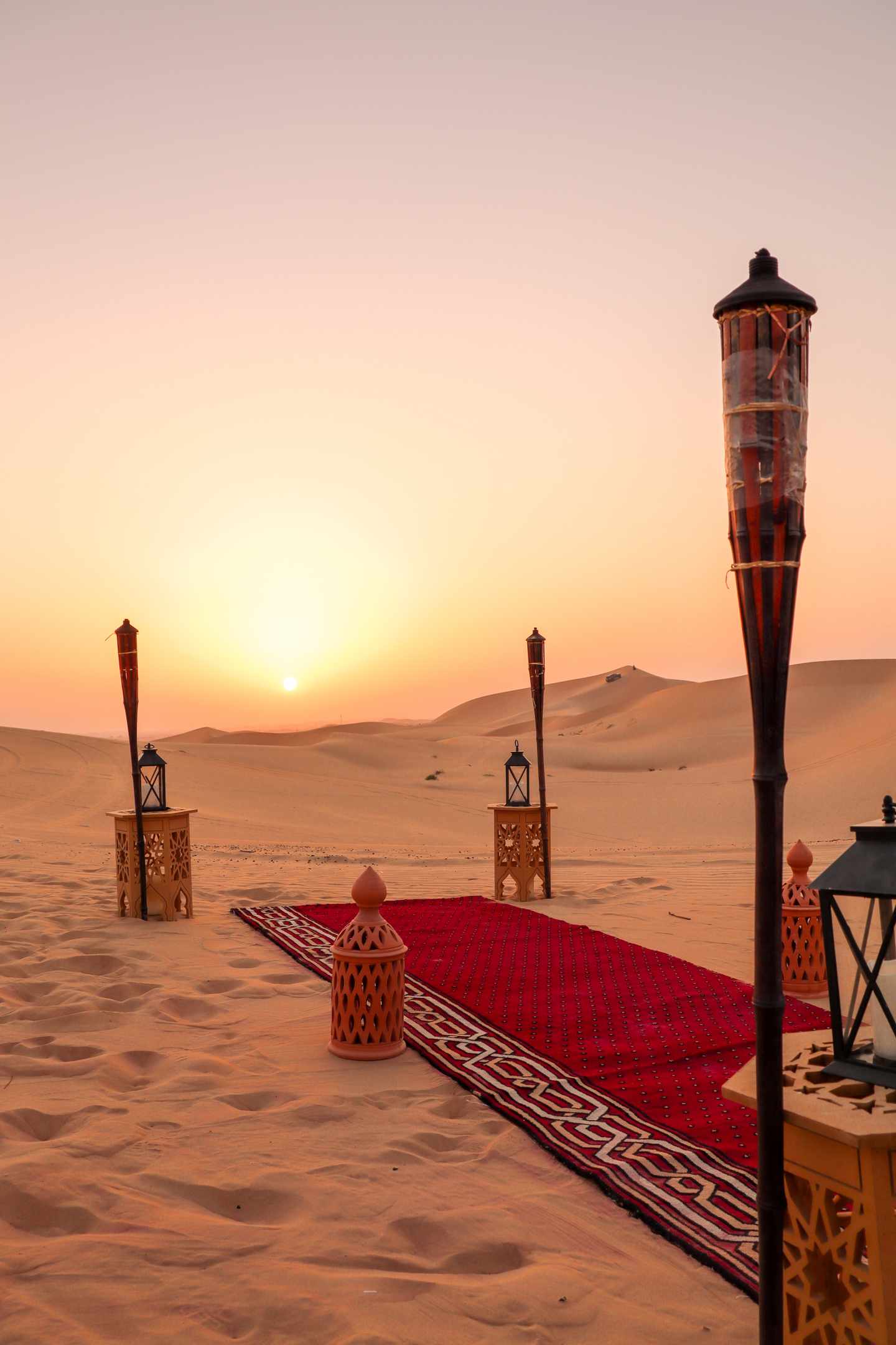 blt9f32bfb2164efc4f-vae-ras-al-al-khaimah-g-1401402076.jpg RAK