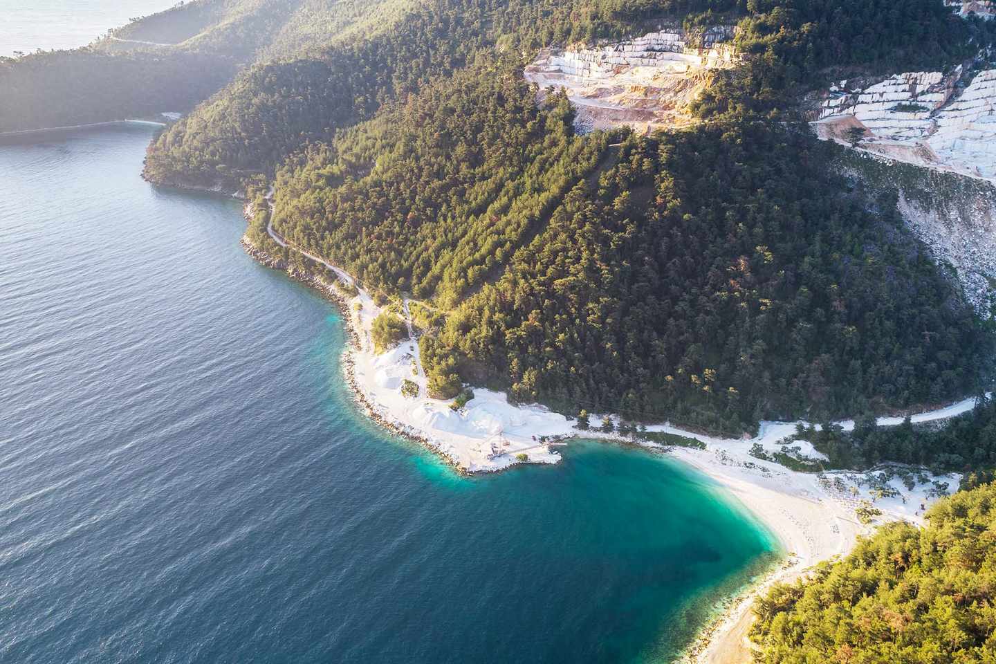 griechenland-thassos-porto-vathy-beach-g-1014151466.jpg