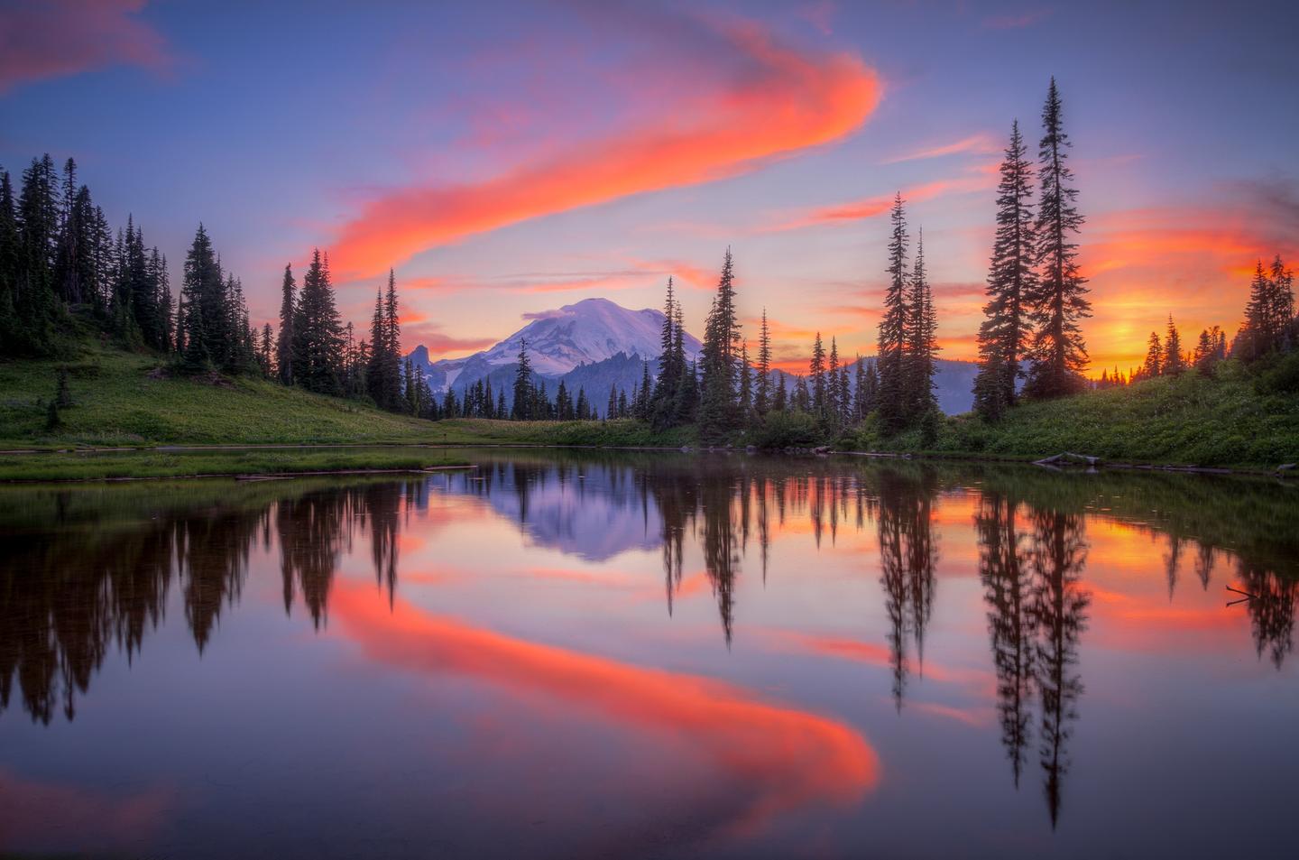 usa-bundesstaat-washington-mount-rainier-t-520960339.jpg