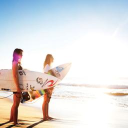 australien-surfer-sonnenuntergang-merewetherbeach-f.jpg