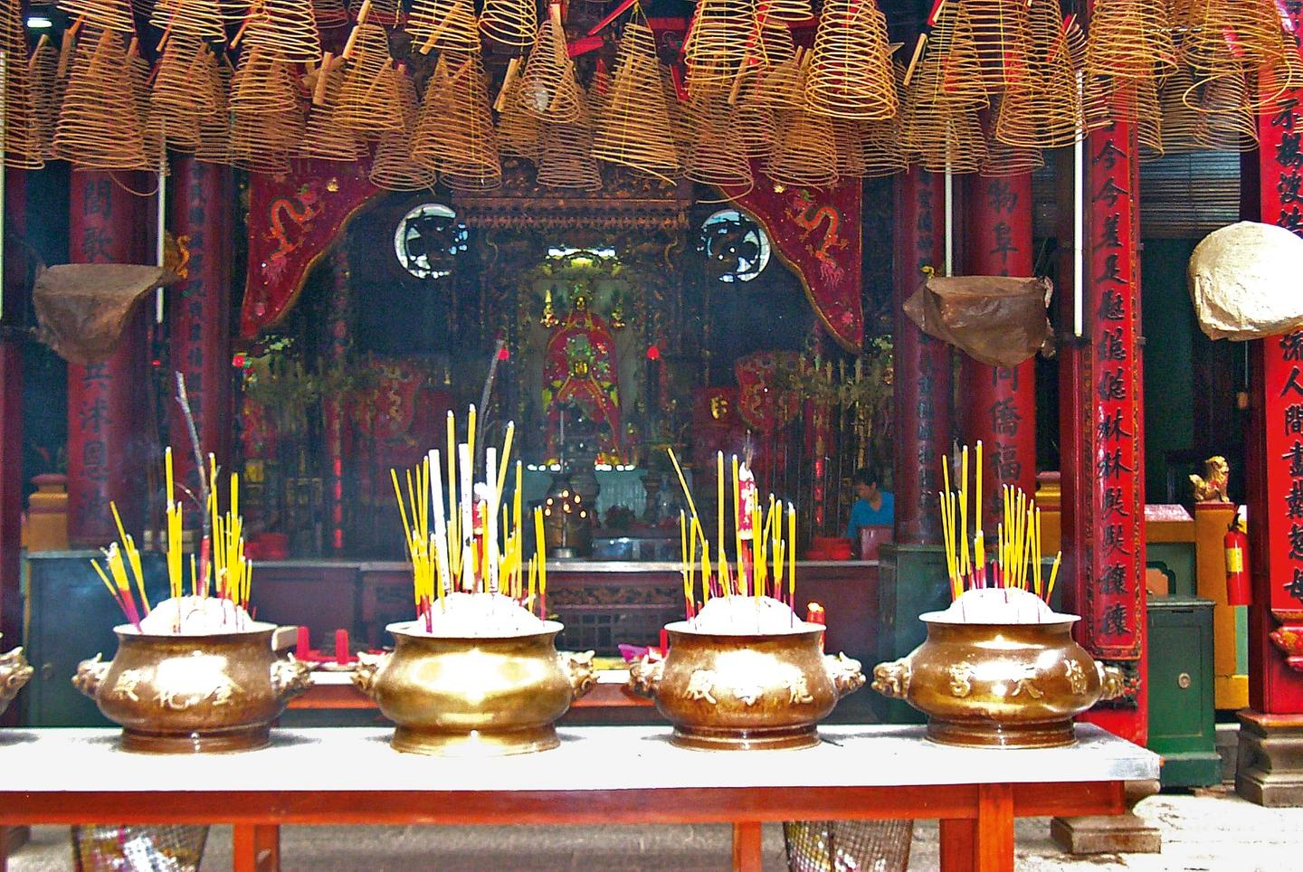 vietnam-saigon-jadekaiser-pagode-p-C45807.jpg