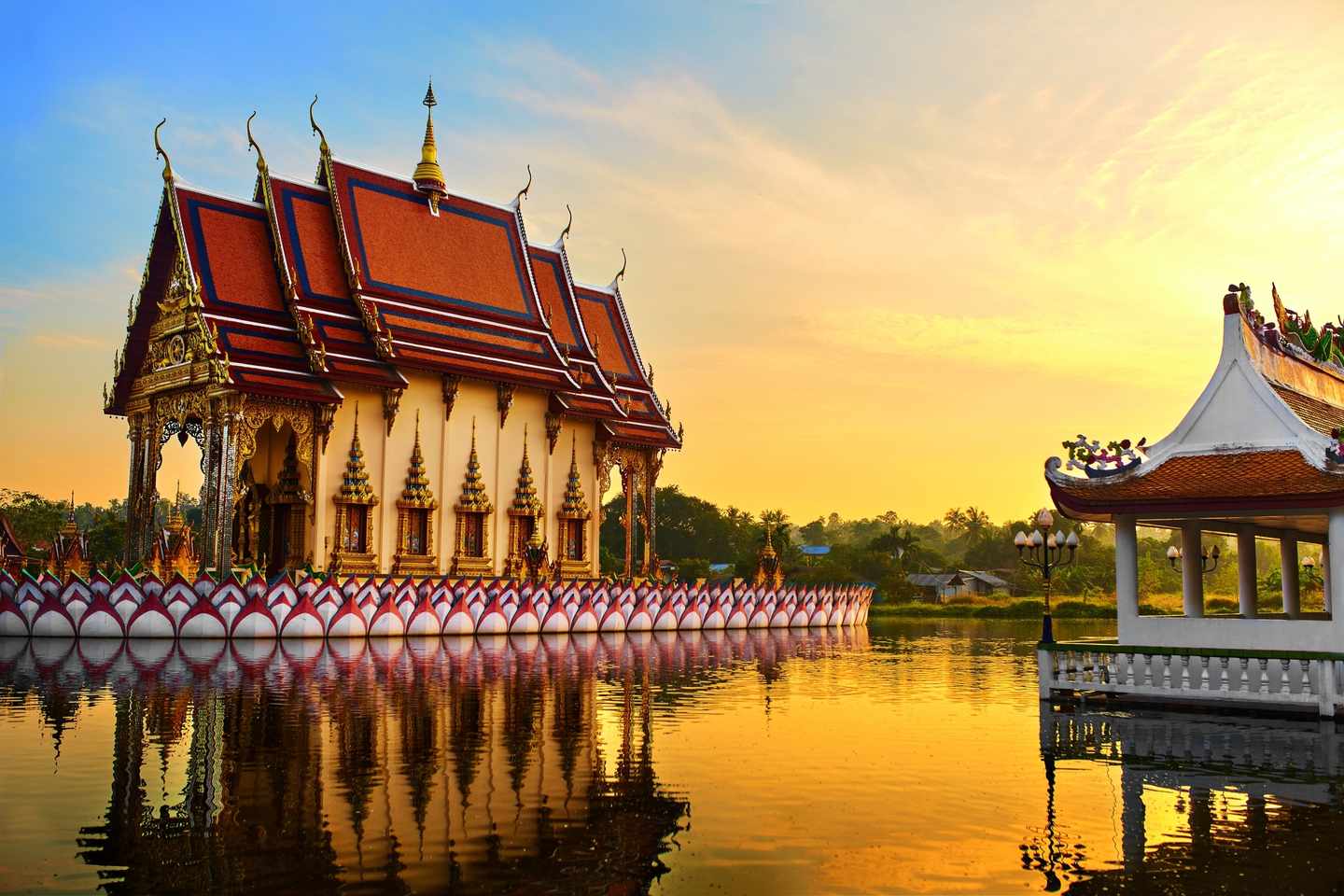 thailand-koh-samui-wat-phra-yai-tempel-t-514515898.jpg