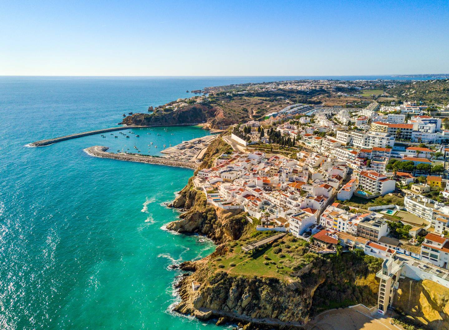 blta3127919d503dfcc-portugal-algarve-albufeira-panorama-klein-g-955186632.jpg portugal-algarve-albufeira-panorama-klein-g-955186632.jpg