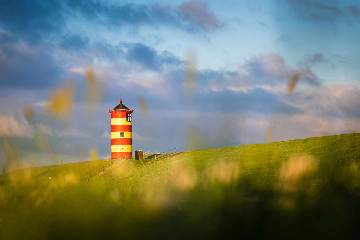 blt467e6c0e8f39d075-deutschland-ostfriesland-pilsum-leuchtturm-auf-einem-huegel-g-1340679999.jpg Deutschland Ostfriesland Pilsum Leuchtturm auf einen Hügel