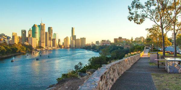 brisbane-australien-skyline-t-585052462.jpg