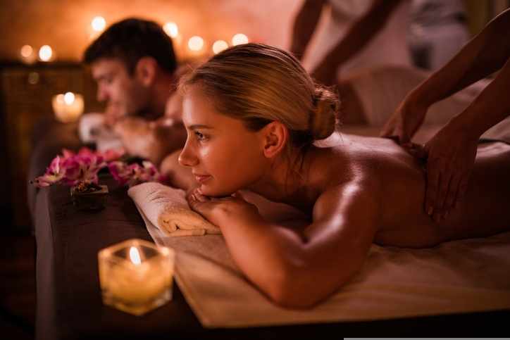 wellness-massage-g-1006439668.jpg