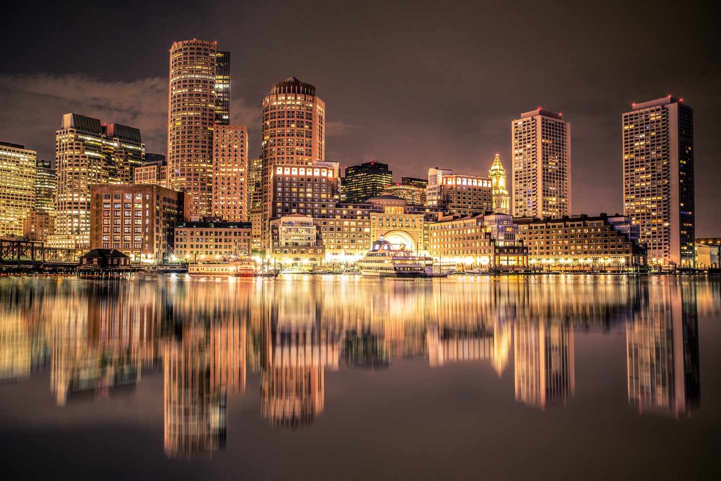 usa-boston-skyline-g-533064044.jpg