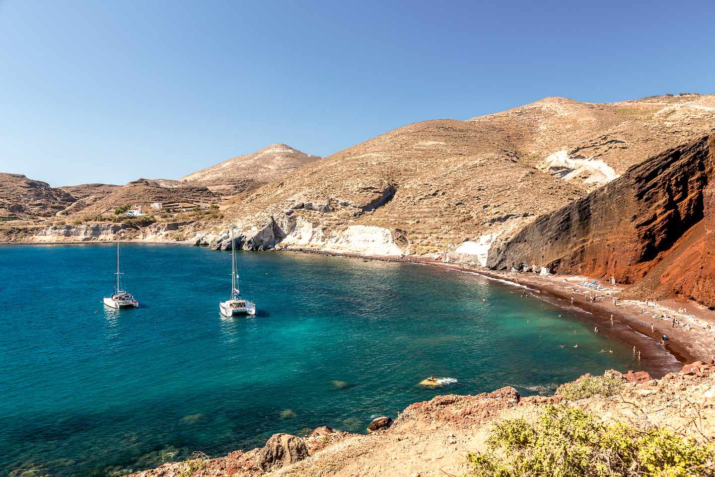 griechenland-santorin-roter-strand-g-478672161.jpg